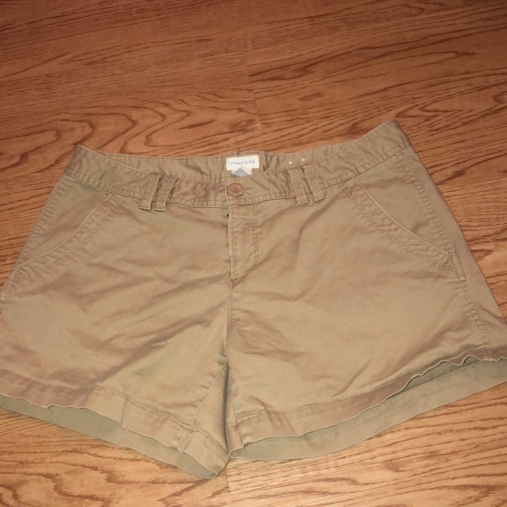 Khaki shorts
